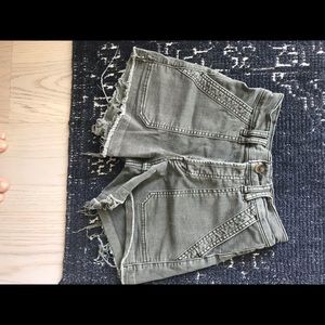 Free people CRVY camp shorts size 25